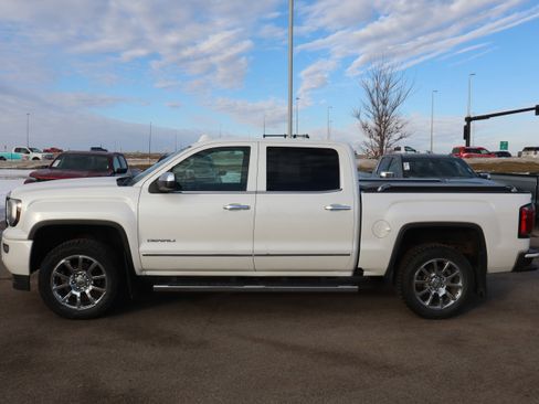 Used 2017 GMC Sierra 1500 Denali image 4
