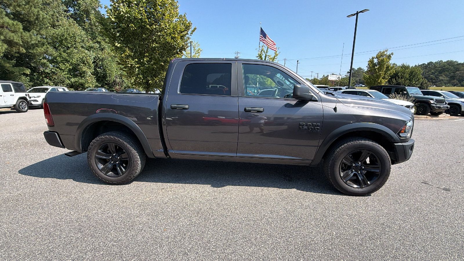 Used 2024 RAM 1500 Warlock AWD/4WD image 7