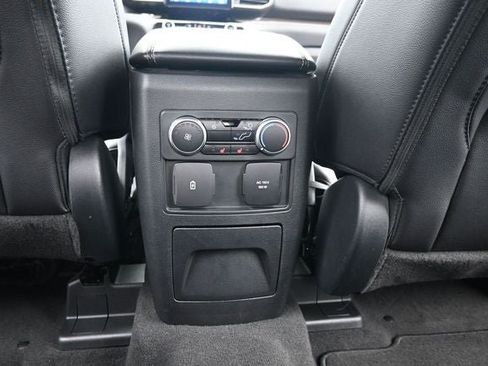 Certified 2022 Ford Explorer Limited w/ Equipment Group 301A AWD/4WD image 22