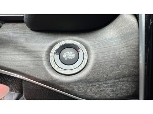 Used 2021 Jeep Grand Cherokee L Limited w/ Trailer Tow Group (B) image 21