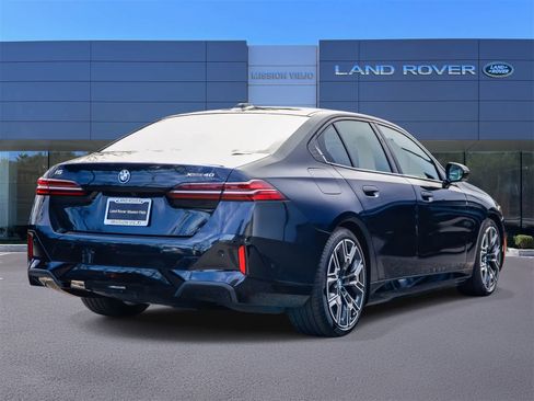 Used 2025 BMW i5 xDrive40 w/ M Sport Package image 4