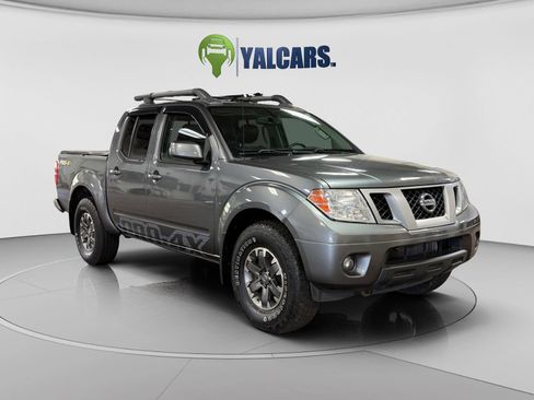 Used 2016 Nissan Frontier PRO-4X w/ Pro-4x Luxury Package AWD/4WD image 7