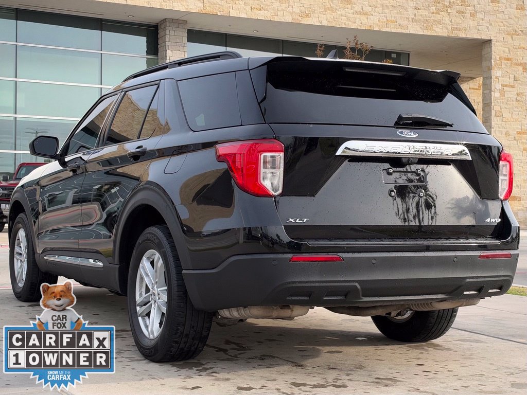 Used 2023 Ford Explorer XLT AWD/4WD image 9