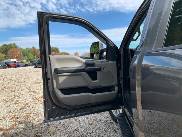 Used 2022 Ford F250 XL w/ STX Appearance Package AWD/4WD image 14