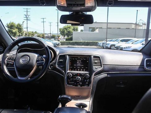 Used 2014 Jeep Grand Cherokee Limited RWD image 17
