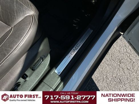 Used 2019 GMC Acadia SLT AWD/4WD image 19