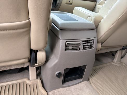 Used 2009 Nissan Armada LE w/ Technology Pkg AWD/4WD image 12