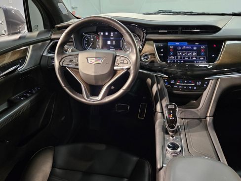 Used 2020 Cadillac XT6 Sport w/ Platinum Package image 9