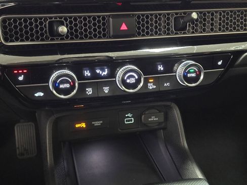 Used 2023 Honda Civic EX image 16