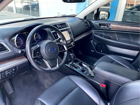Used 2018 Subaru Outback 2.5i Limited AWD/4WD image 12