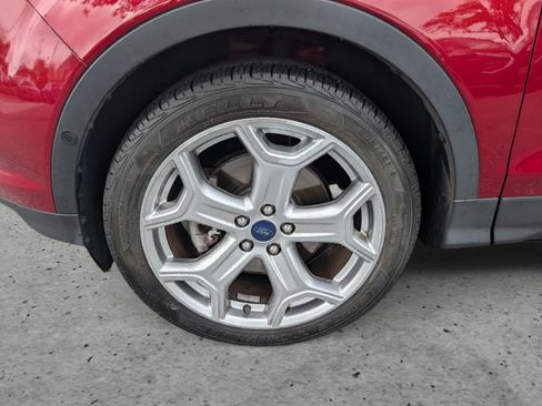 Used 2018 Ford Escape Titanium w/ Ford Safe & Smart Package AWD/4WD image 7