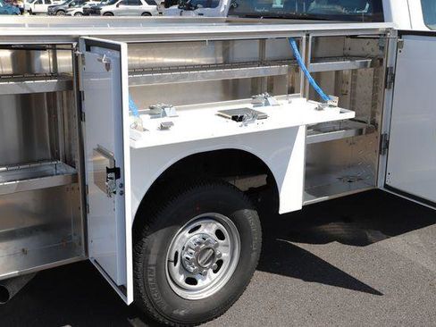 New 2026 Ford F250 XL w/ XL Chrome Package AWD/4WD image 12