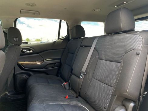 Used 2020 GMC Acadia SLE w/ LPO, Floor Liner Package FWD image 24