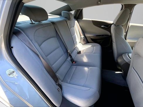 Used 2021 Chevrolet Malibu LS FWD image 21