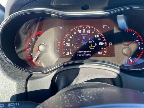 Used 2019 Dodge Durango R/T w/ Technology Group image 14