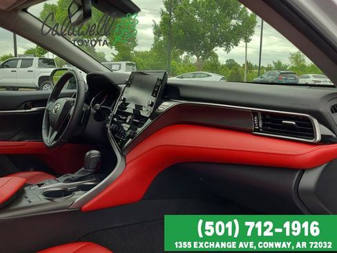 Used 2024 Toyota Camry XSE FWD image 18