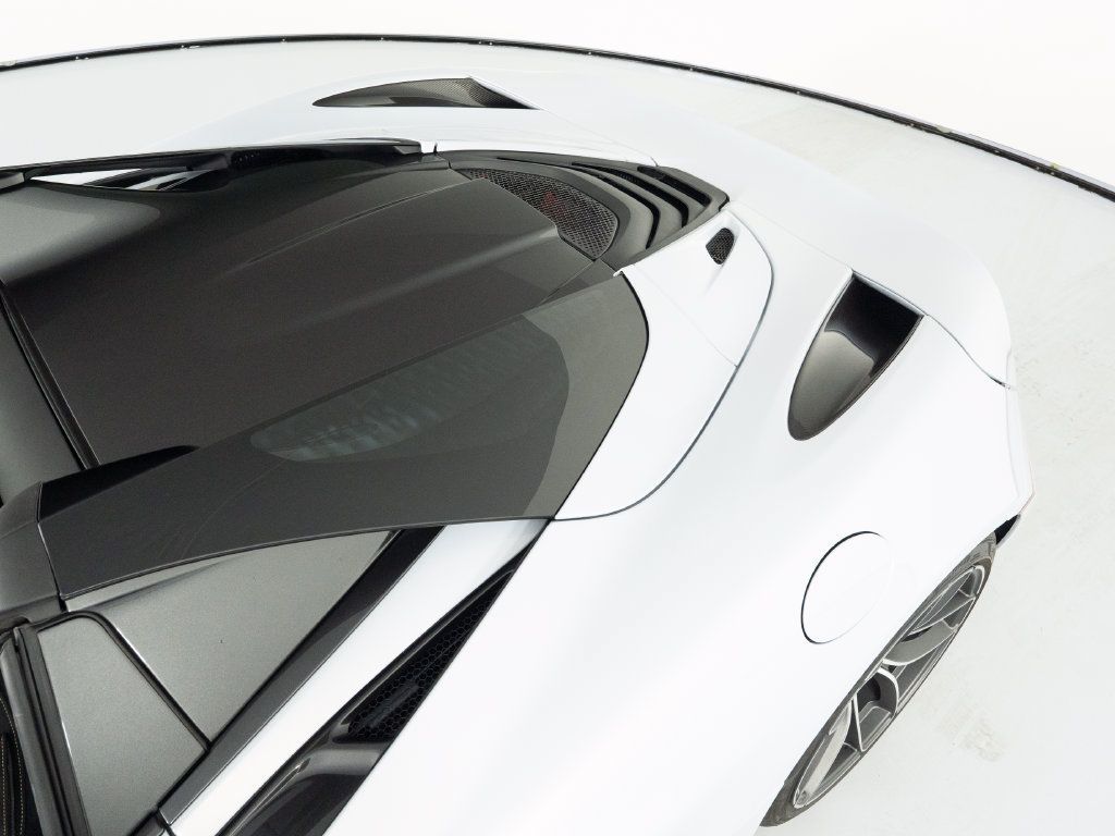 Used 2020 McLaren 720S Performance RWD image 43