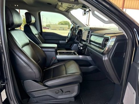 Used 2025 Ford F250 Lariat w/ Lariat Ultimate Package AWD/4WD image 12