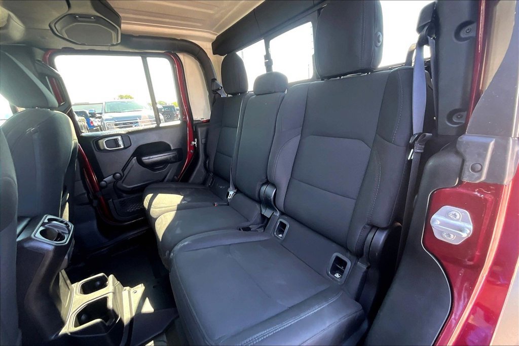 Used 2021 Jeep Gladiator Sport w/ Trailer Tow Package AWD/4WD image 28