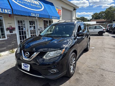Used 2015 Nissan Rogue SL w/ SL Premium Package image 5