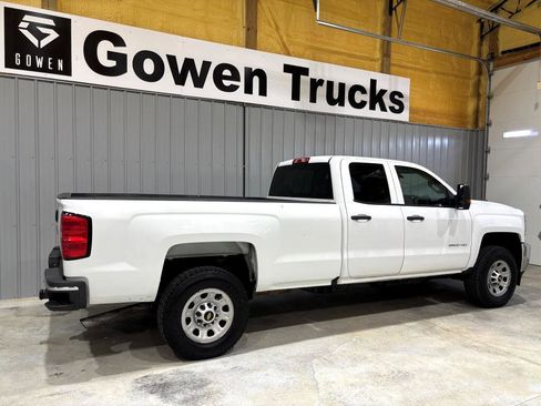 Used 2018 Chevrolet Silverado 2500 W/T w/ Snow Plow Prep Package image 6