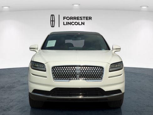 Used 2022 Lincoln Nautilus Reserve w/ Equipment Group 201A AWD/4WD image 8