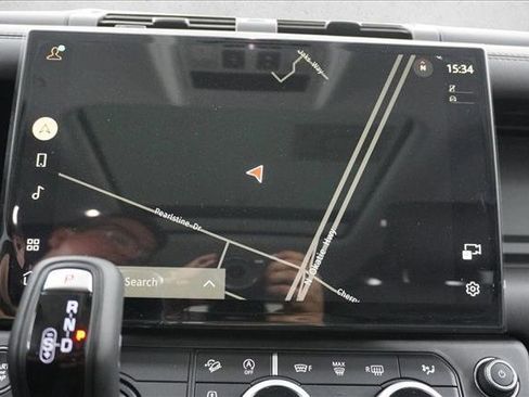 New 2026 Land Rover Defender 110 X-Dynamic SE AWD/4WD image 18