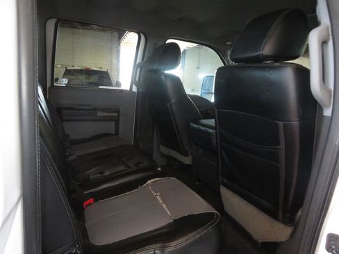 Used 2011 Ford F250 XLT w/ XLT Interior Pkg AWD/4WD image 30