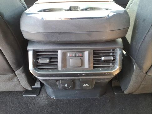 Used 2022 Ford F150 Lariat w/ Equipment Group 502A High AWD/4WD image 30
