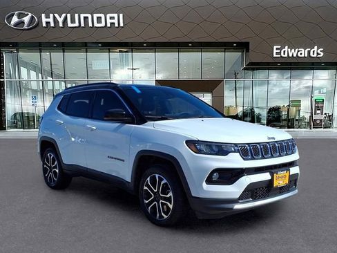 Used 2023 Jeep Compass Limited image 11