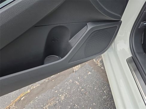 New 2025 Nissan Altima 2.5 SR image 29