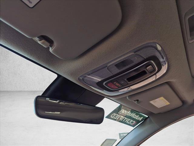 Used 2024 Hyundai Elantra Limited FWD image 21