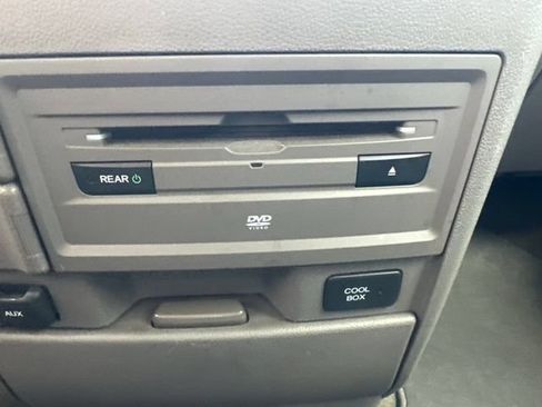 Used 2014 Honda Odyssey Touring image 16
