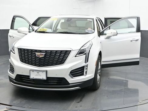 Used 2023 Cadillac XT5 Premium Luxury w/ Technology Package AWD/4WD image 55