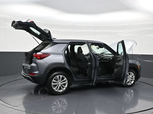 Used 2022 Chevrolet TrailBlazer LS FWD image 32