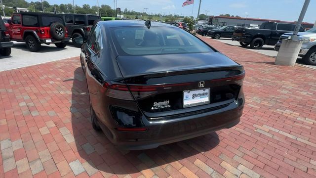 Certified 2024 Honda Accord EX image 9