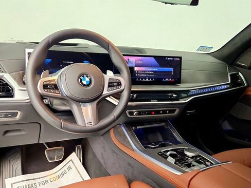 Used 2026 BMW X7 xDrive40i w/ M Sport Package AWD/4WD image 13