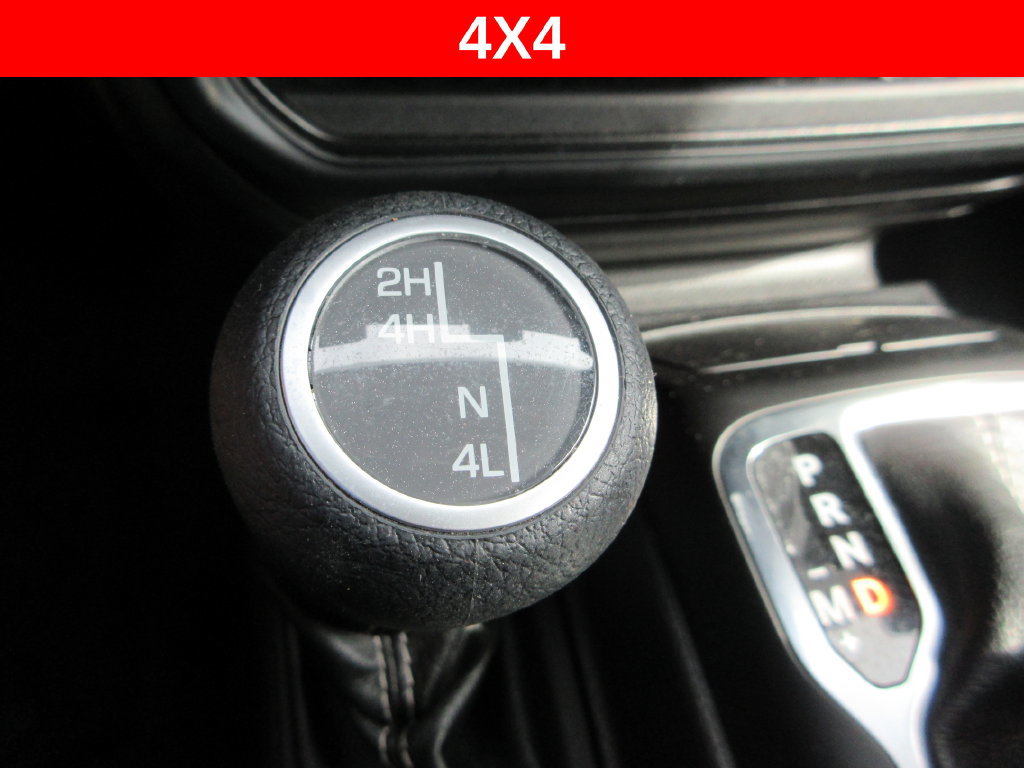 Used 2019 Jeep Wrangler Unlimited Sahara AWD/4WD image 24