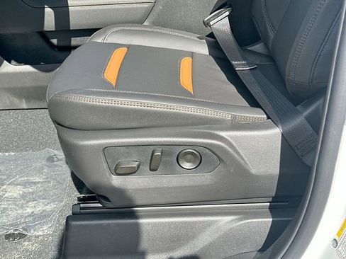 New 2026 GMC Sierra 1500 AT4 w/ AT4 Premium Package image 12