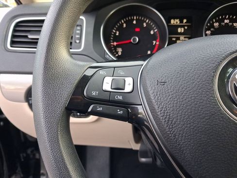 Used 2018 Volkswagen Jetta Wolfsburg Edition FWD image 19