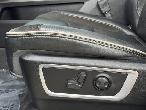 Used 2022 RAM 1500 Laramie image 22