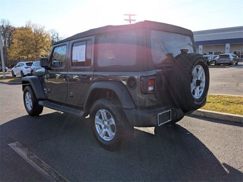 Used 2020 Jeep Wrangler Unlimited Sport S image 10