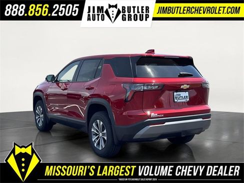 New 2026 Chevrolet Equinox LT w/ Convenience Package II image 2