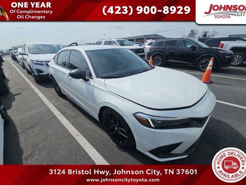Used 2023 Honda Civic Sport image 1