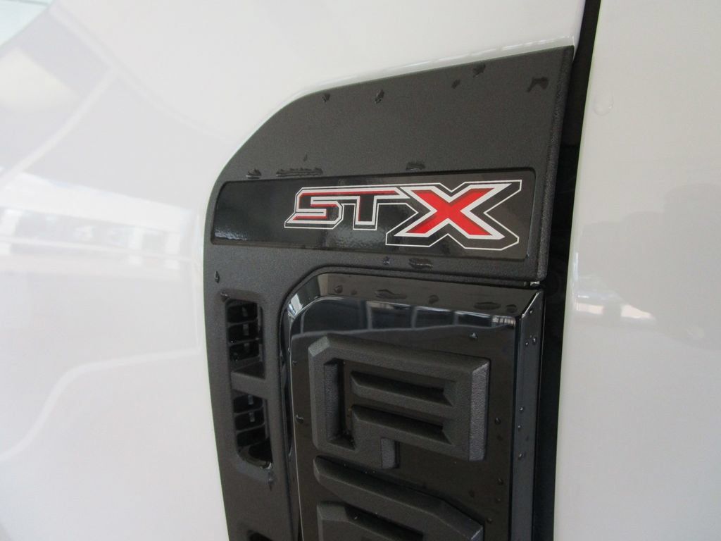 Used 2025 Ford F250 XL w/ STX Appearance Package AWD/4WD image 16