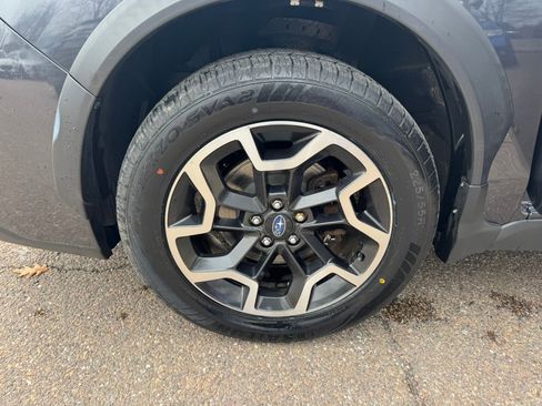 Used 2017 Subaru Crosstrek 2.0i Premium AWD/4WD image 24