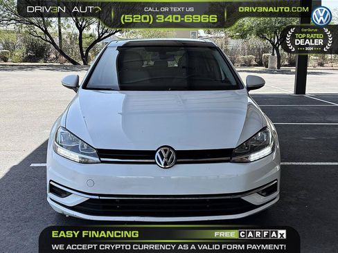 Used 2020 Volkswagen Golf 4-Door FWD image 2