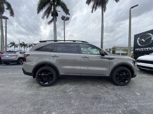 New 2026 Kia Sorento SX image 2
