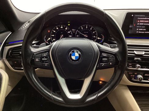 Used 2017 BMW 530i RWD image 30