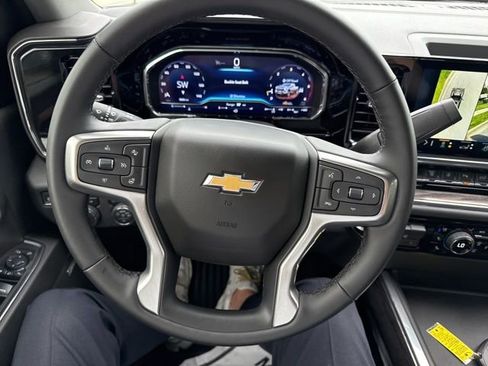 Used 2025 Chevrolet Silverado 2500 LTZ w/ LTZ Plus Package image 69
